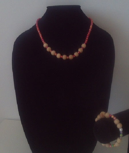 Dark Pind and Wood Design Necklace Bracelet Set