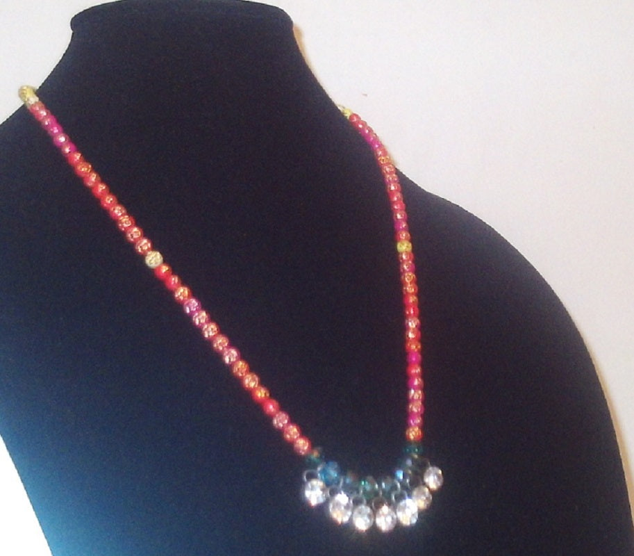 Red Beads and Crystal Design Necklace