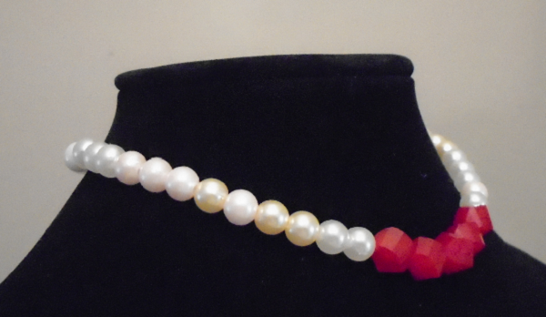 Red and White Necklace and Braclet Set